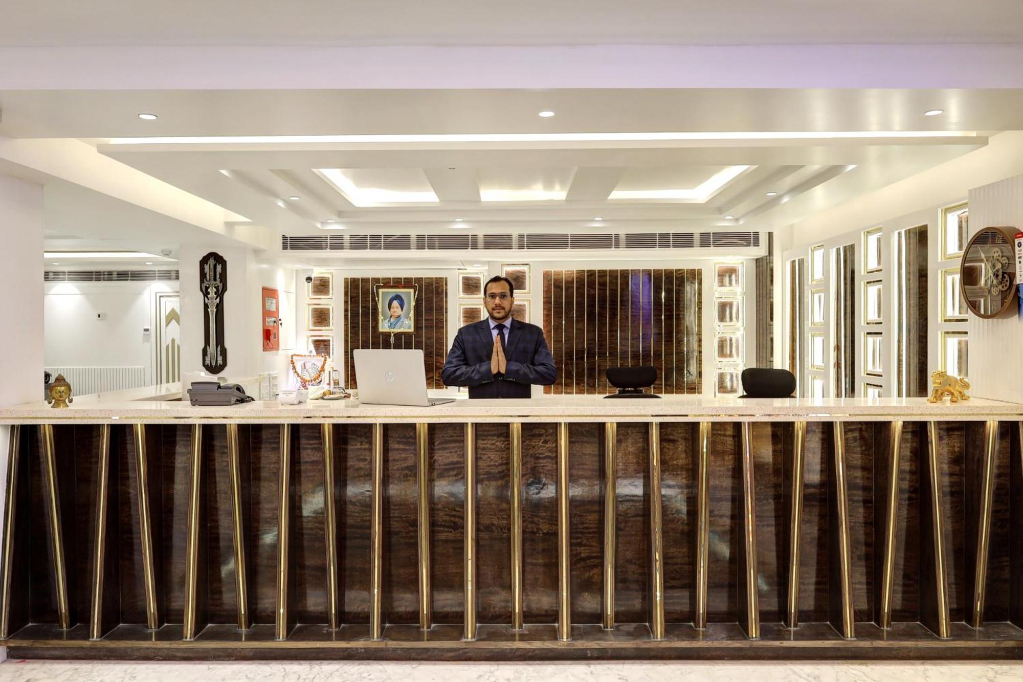Hotel Namaste Hindustan Just A Minute Away From New Delhi Railway Station And Connaught Place 외부 사진